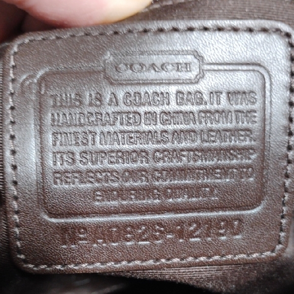 FIRM PRICE! RARE! New Coach Tonal Signature C  Hobo Shoulder Bag Dust Bag - Picture 10 of 16